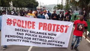 Retired police officers are demanding justice, fair pay, and their pensions!