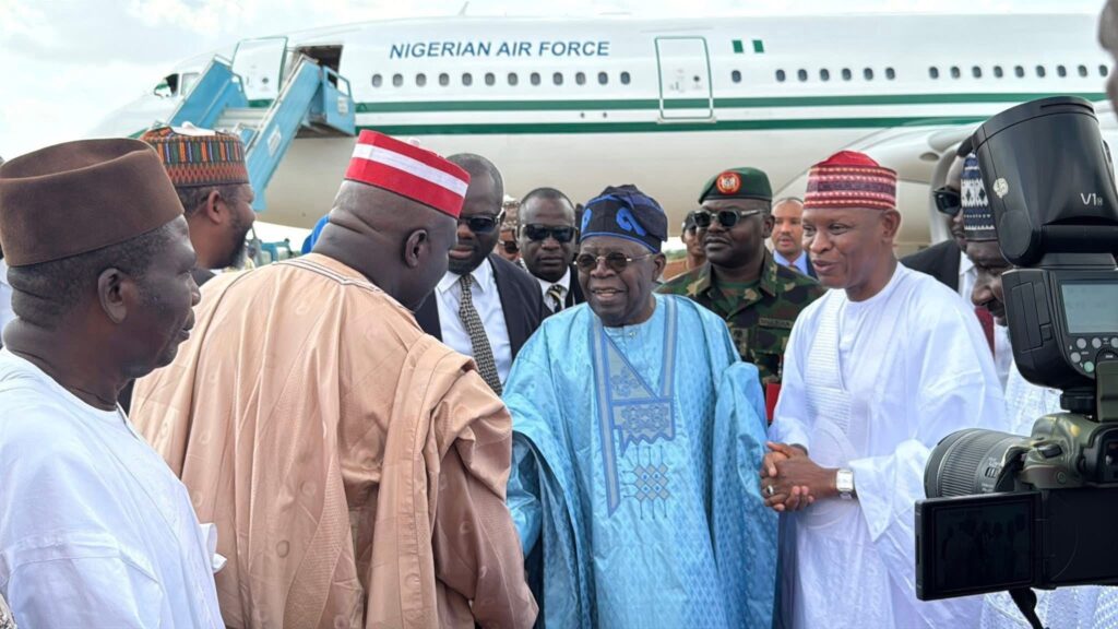 Tinubu arrives Kano to condole with Dantata family (+PHOTOS) 2 President Bola Tinubu is in Kano State for a condolence visit to the family of late Aminu Dantata