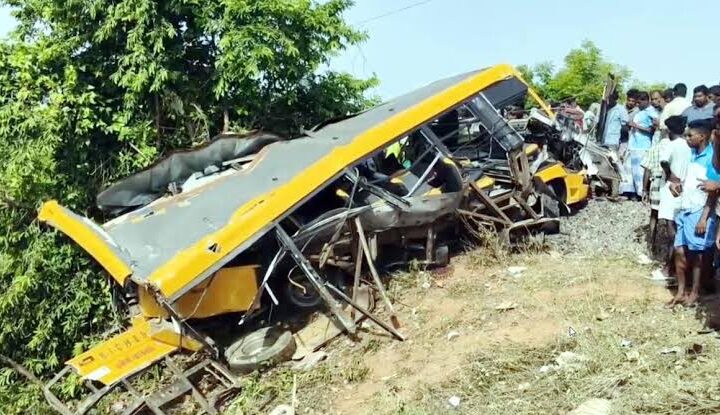 3 children feared dead as train crashes into school bus