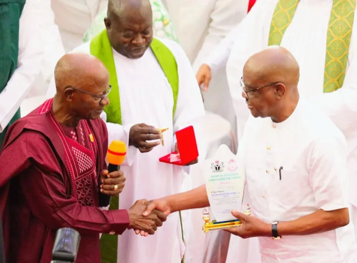 FCT Minister, Nyesom Wike was presented with an Award of Excellence for his exceptional performance in infrastructural development in the FCT.