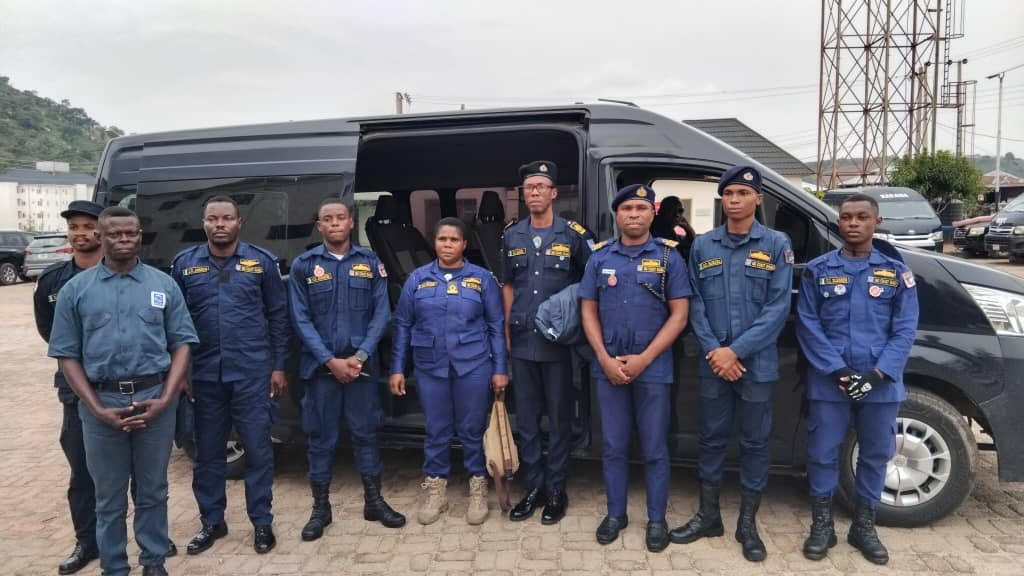 fake Nigerian Coast guard arrested by Nigerian Navy