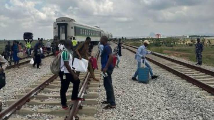 Abuja-Kaduna train derailed