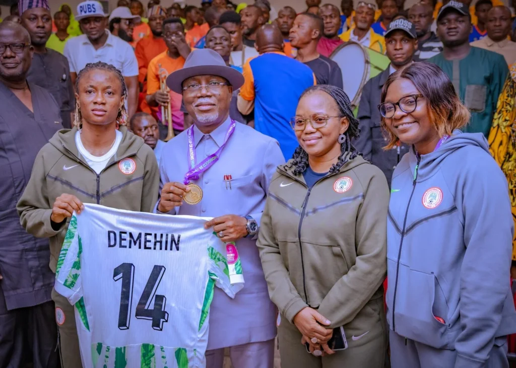 Governor Lucky Aiyedatiwa with Super Falcons team members from Ondo State