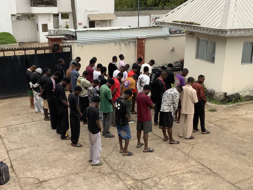EFCC raids Taraba University, arrests 37 suspected Internet fraudsters