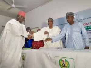 INEC presents certificate to winner of Kano by election 1