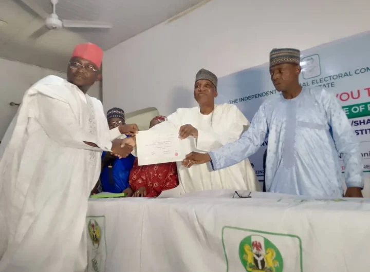 INEC presents certificate to winner of Kano by election 1
