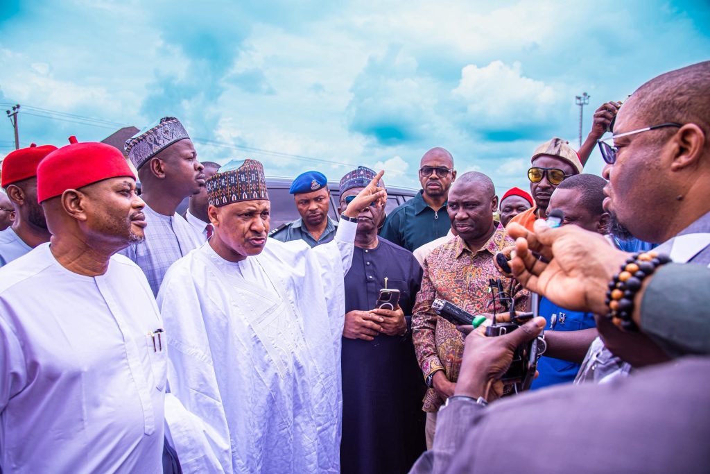 Minister of Information and National Orientation, Mohammed Idris, speaking to the press when he led a strong federal government delegation to the site of the road project as part of a wider Citizens’ Engagement tour of the South East