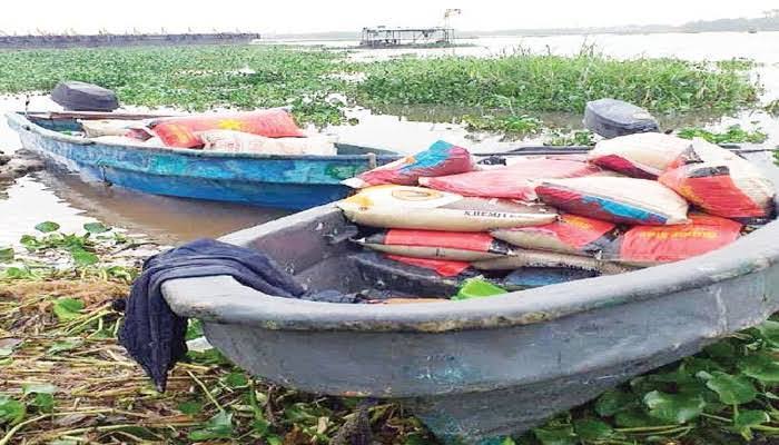 Navy cracks down on smugglers, seizes 7 boats of rice on Badagry creek