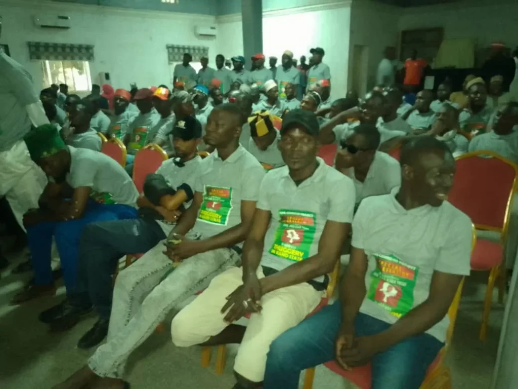 Repentant political thugs
