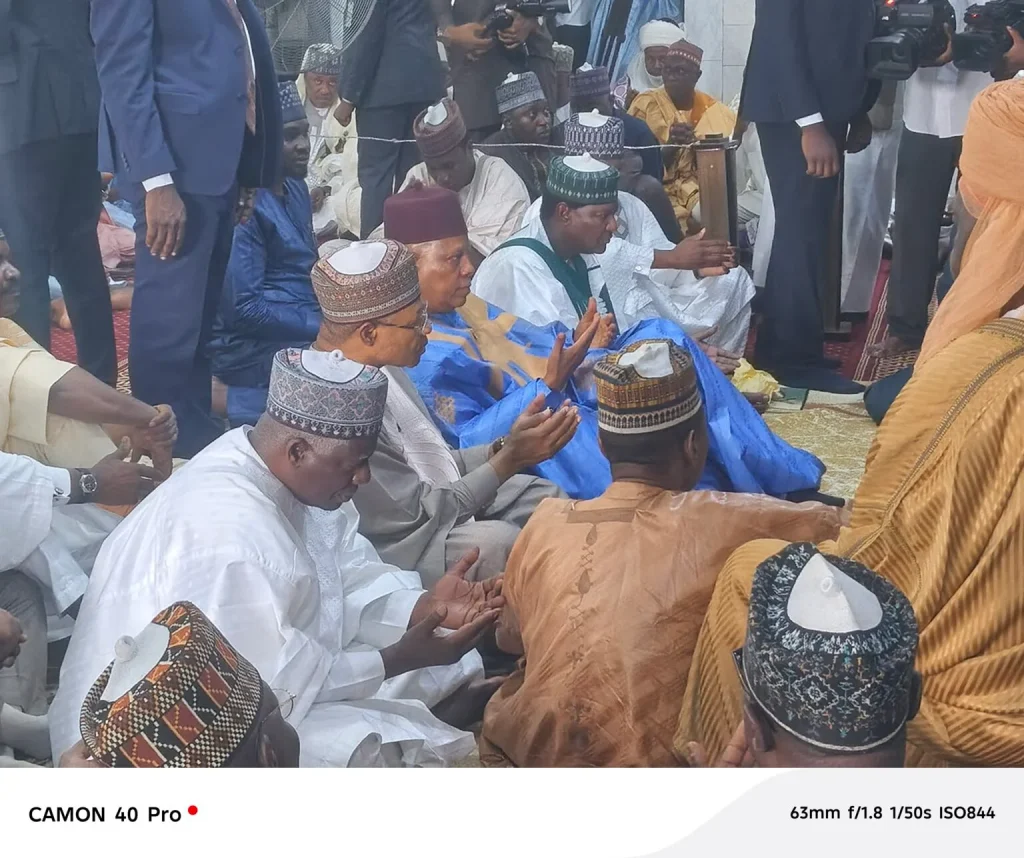 Shettima attends Buharis Daughter wedding