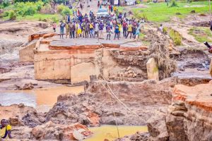 Mokwa bridge destroyed by flood in Niger State