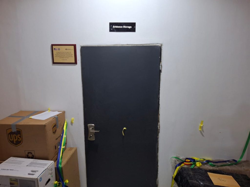 US evidence storage room plateau