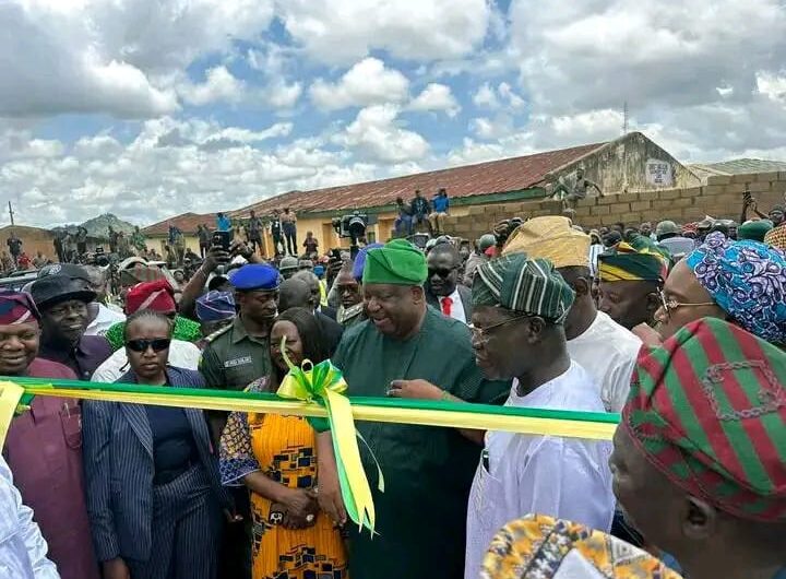 Mutfwang commissions JMDB Market in Bukuru