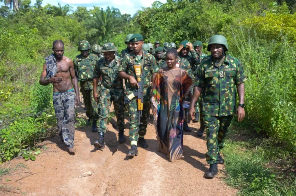 GOC 2 Division leads troops in daring rescue mission, frees kidnapped victims in Kwara