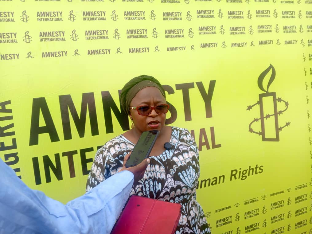 Halima Ferobe wins Amnesty International secondary school debate in Maiduguri, earns ₦1m scholarship 2 Programme Manager of Amnesty International Nigeria, Barbara Shittraan Magahi, addressing newsmen in Maiduguri
