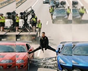 Amazing shot of Ronaldo on set of new Fast & furious