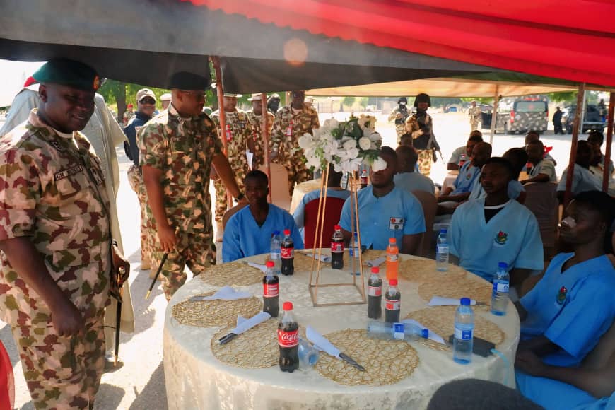 COAS honours frontline troops with luncheon