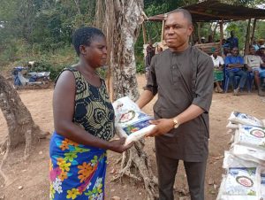 Chief Emeka Nwoba empowers women
