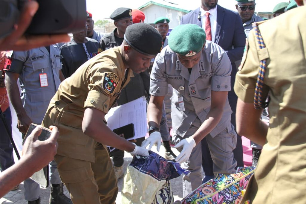 Customs seizes 20 diverted containers worth ₦769.5m as CGC Adeniyi cracks down on economic saboteurs 2 Customs seizes 20 diverted containers worth ₦769.5m as CGC Adeniyi cracks down on economic saboteurs