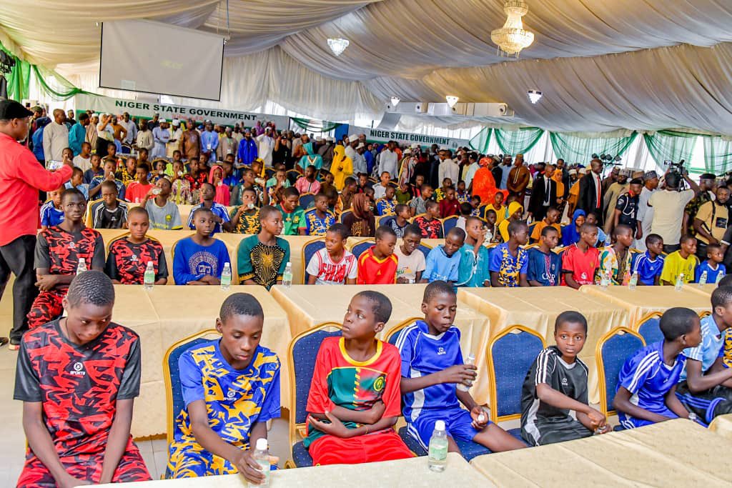 Niger State Govt receives 100 rescued Catholic school children 2 Niger State Govt receives 100 rescued school chidren5