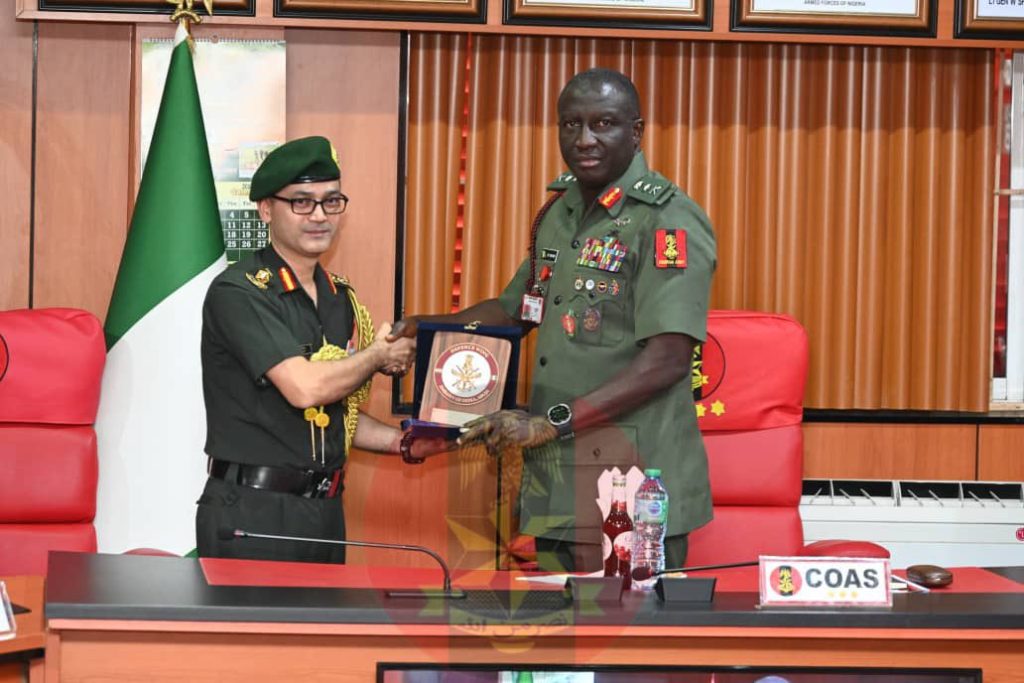 Indian Defence Adviser to Nigeria, Colonel Manoj Singh, paid a courtesy visit to the Chief of Army Staff (COAS), Lieutenant General Waidi Shaibu at the Nigerian Army HQ in Abuja. Photo credit: @NigerianArmyHQ/X