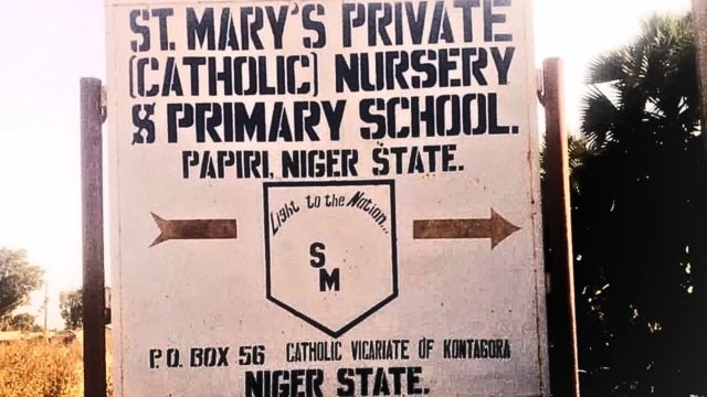 FG reportedly secures release of 100 abducted schoolchildren in Niger State 2 Bandits on 21 November 2025, attacked the St. Mary’s Private Catholic Primary and Secondary School, in the remote community of Papiri, abducting 315 people—303 students and 12 teachers.