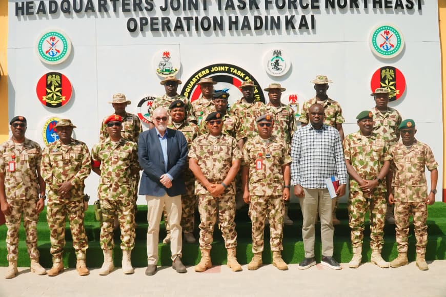 Theatre Commander commends head of UN OCHA for exemplary service as he bids farewell
