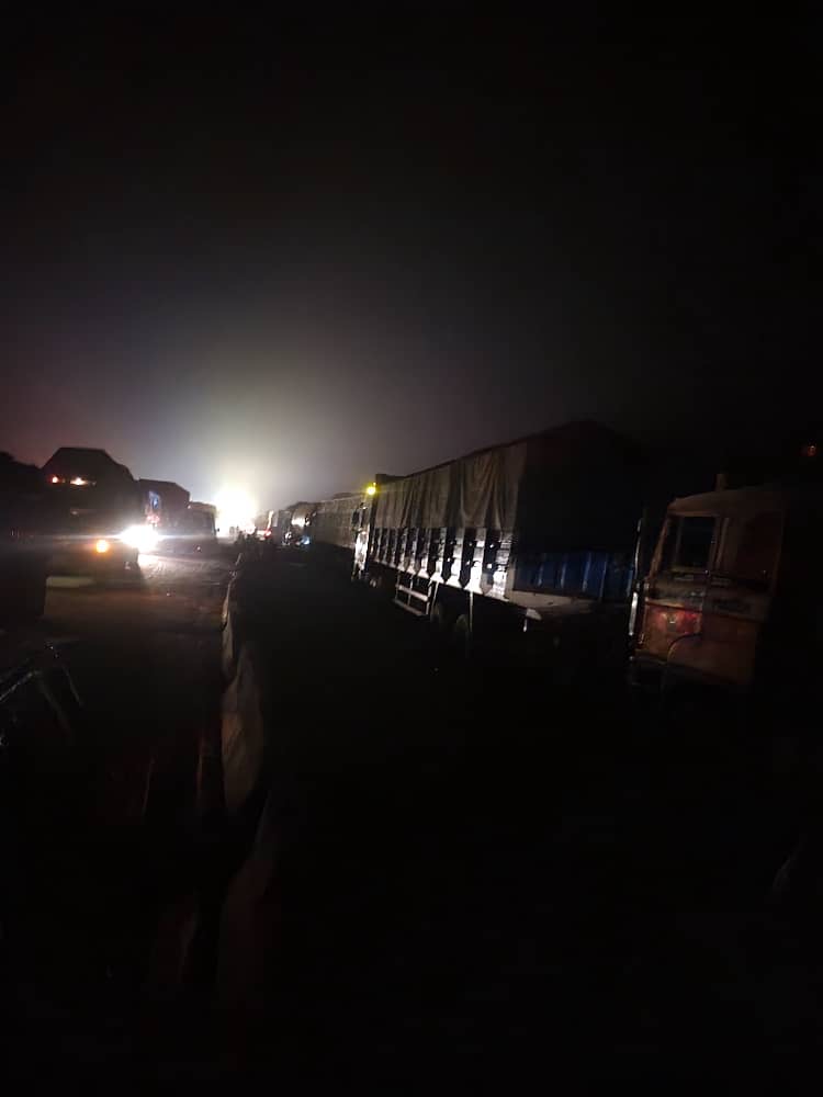 Motorists stranded as severe gridlock hits Lokoja–Abuja Road