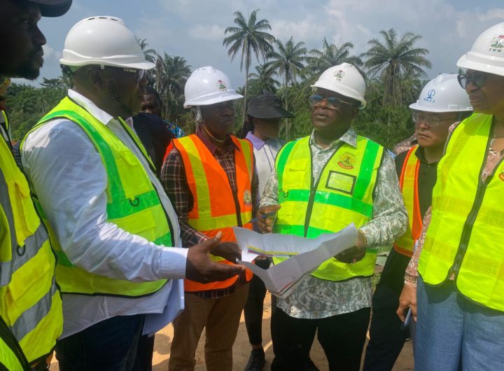 FG terminates Calabar–Itu road contract