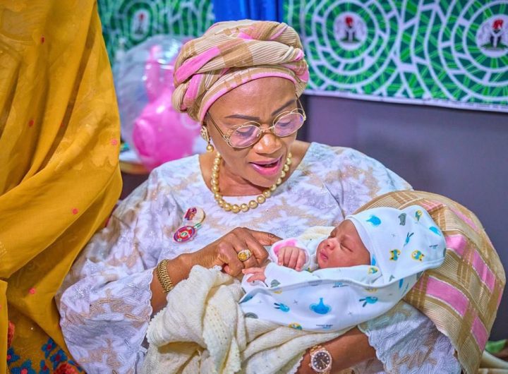 First Lady welcomes 1st baby of the Year