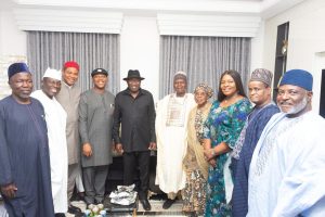 PDP Turaki visits Jonathan 1 Former President Good luck Jonathan and members of the National Working Committee (NWC) of the party, led by the National Chairman, Dr. Kabiru Tanimu Turaki, SAN, during a high-level consultative meeting held at his private office in Abuja on Tuesday evening. Photo credit: @OfficialPDPNig/X