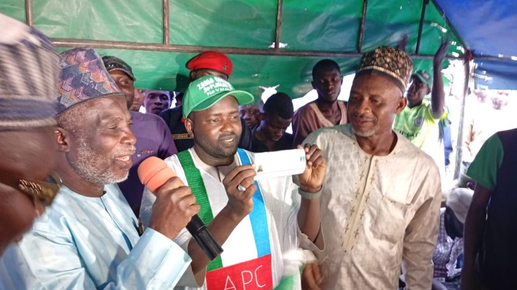 Plateau Commissioner Lawandi dumps PDP for APC, pledges loyalty to Governor Mutfwang