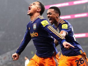 EPL: Tottenham suffer another home defeat as Newcastle win 2–1