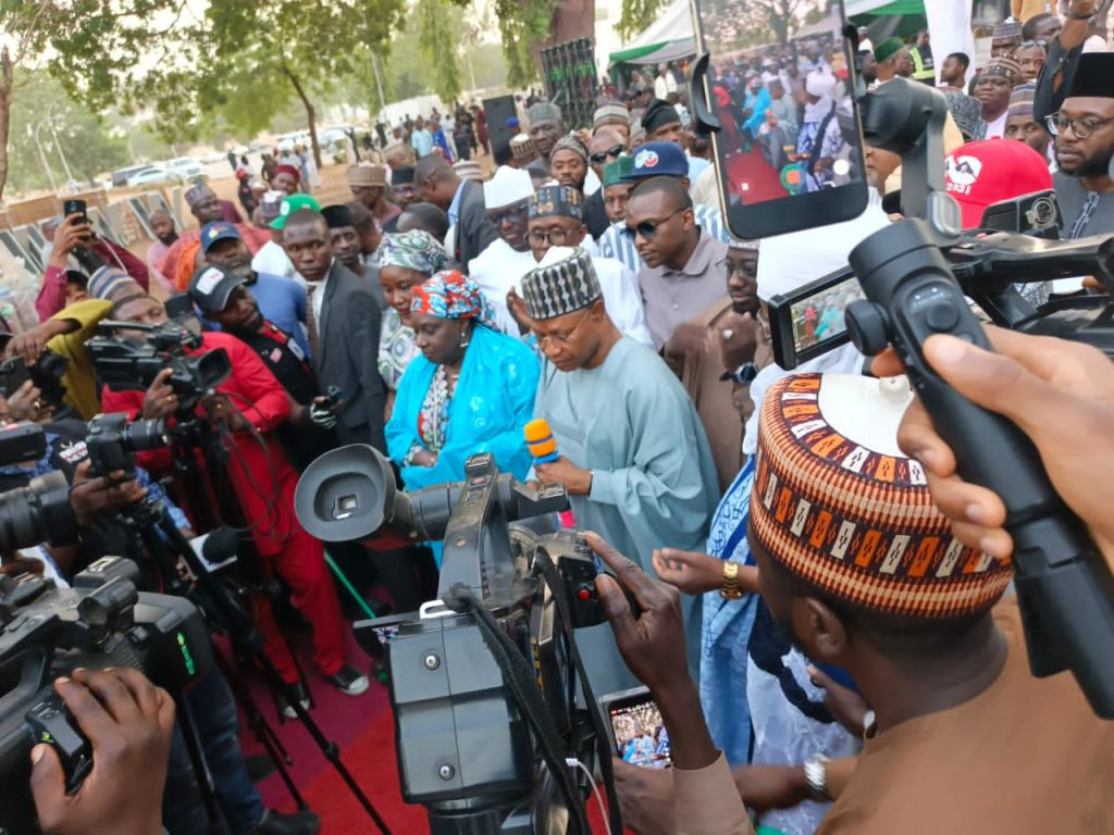 Uba Sani flags off distribution of 600 transformers, 10,000 solar streetlights in Kaduna