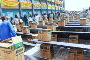 Zulum distributes farm tools in Damaska