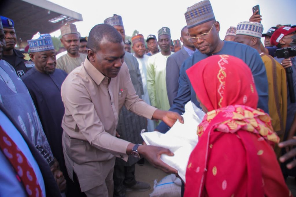 Zulum flags off Ramadan palliative for 300,000 households in Borno’s 27 LGAs 4 Zulum flags off Ramadan palliative for 300000
