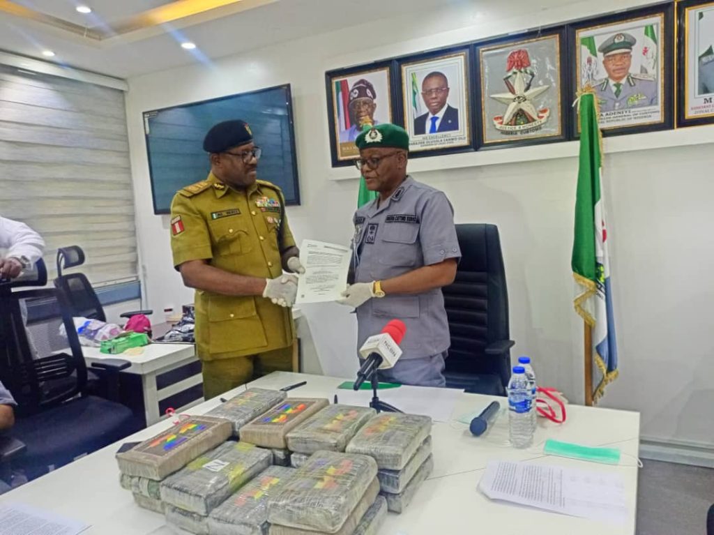 customs recover cocaine