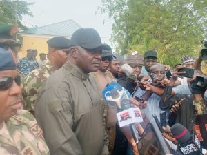 Defence Minister visits Maiduguri0A0Aover terrorism