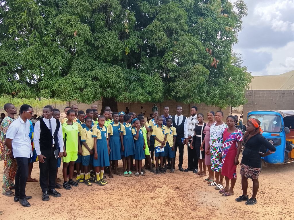 INUA empowers Inyere students with fees, learning materials