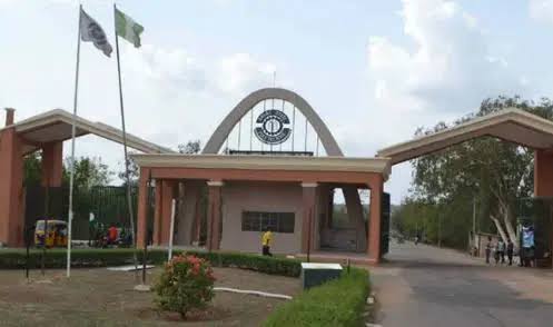 EFCC nabs 30 suspected Internet fraudsters in Ilorin, denies link to Kwara Poly protest 2 Kwara State Polytechnic protest