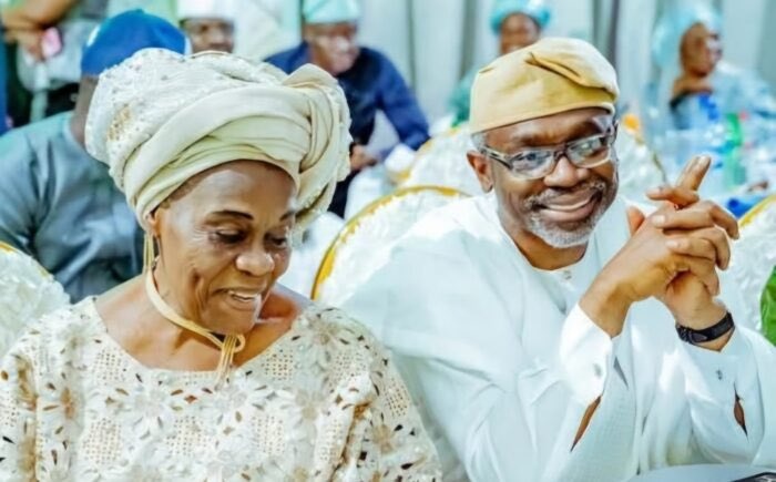 Tinubu greets Alhaja Lateefat Gbajabiamila at 96