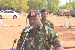 8 Division GOC urges soldiers to maintain combat readiness