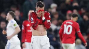 Carrick suffers first home loss as Manchester United fall to Leeds at Old Trafford