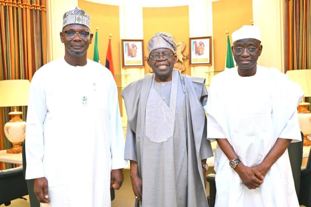 PHOTONews: Governor Sule presents Senator Wadada as Nasarawa APC consensus governorship candidate to Tinubu