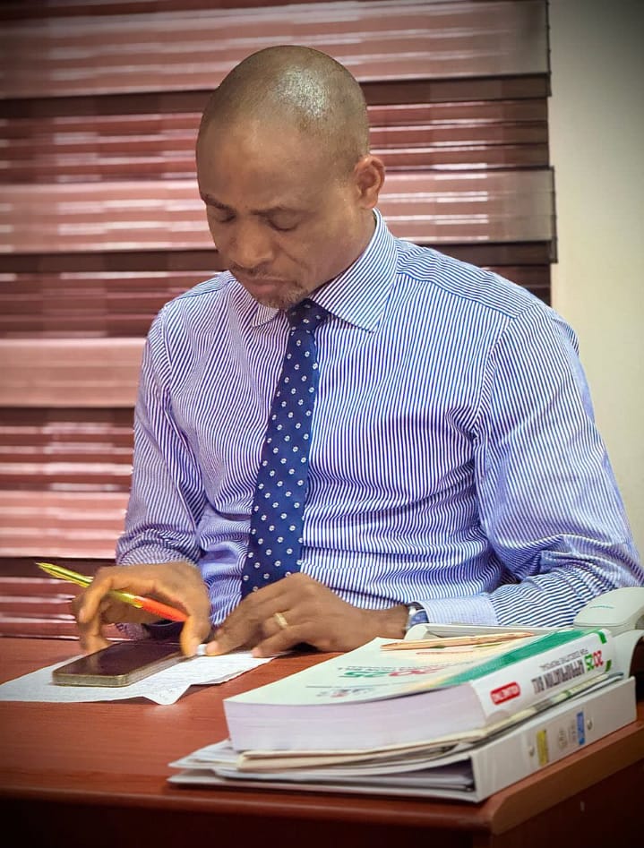 Newspaper 'vending': A business at the verge of extinction and need for government, stakeholders' urgent intervention 2 Newspaper 'vending': A business at the verge of extinction and need for government, stakeholders' urgent intervention