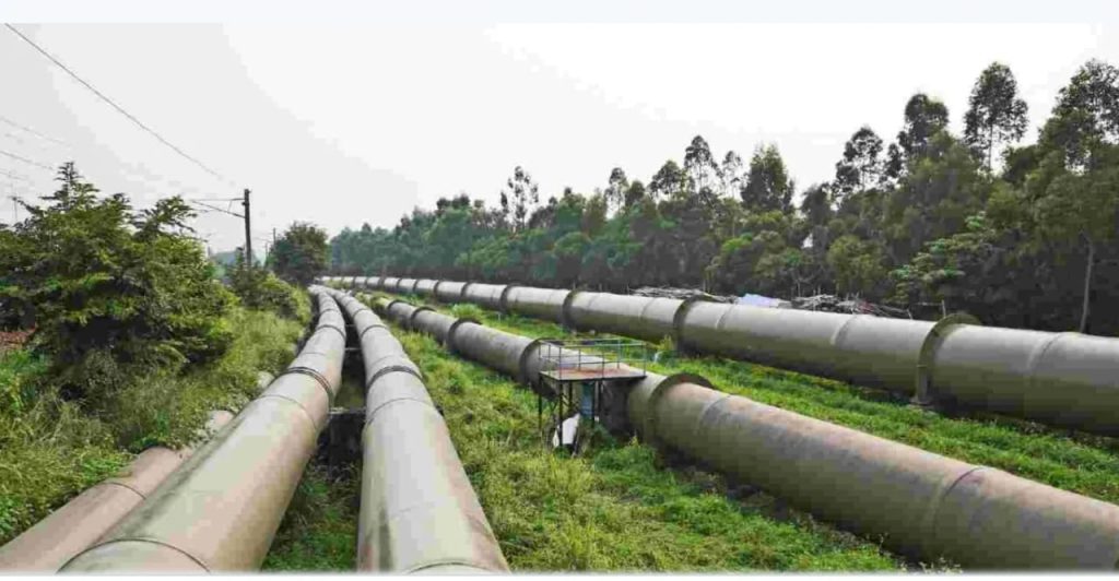 Oil pipelines