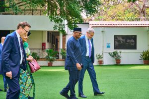 Peter Obi meets British High commissioner3