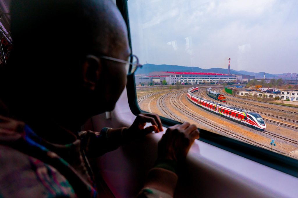 Sanw Olu receives new set of 24 car trains 1