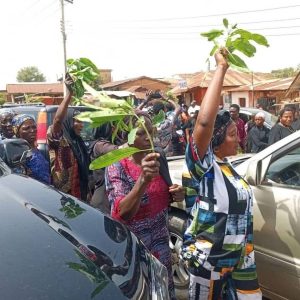 Women halt mass burial in Jos demand release of detain