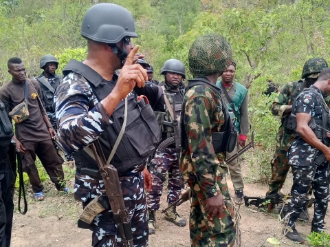 Police rescue 1, arrest 7 after kidnappers attack Lagos–Abuja bus in Kogi